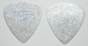 Медиатор BWC, нержавейка, teardrop, 0,2мм. ― Guitar-Supply.ru